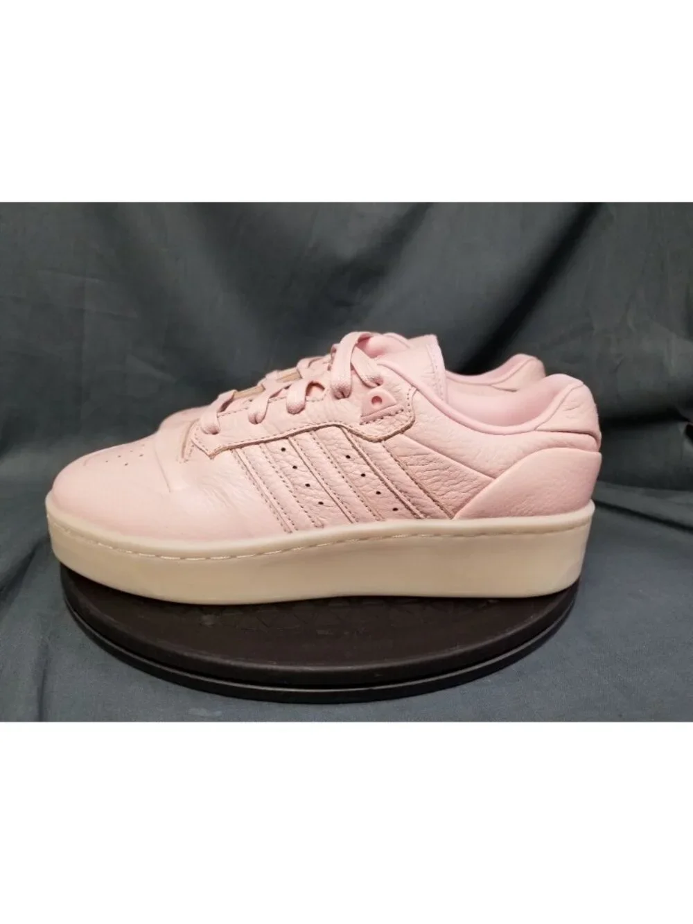 Adidas Rivalry Lux Low Sneakers Sandy Pink Ivory Men's Size 12 NEW NO BOX!